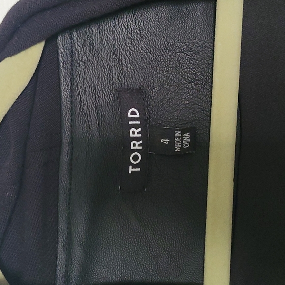 Jacket - Picture 3 of 3